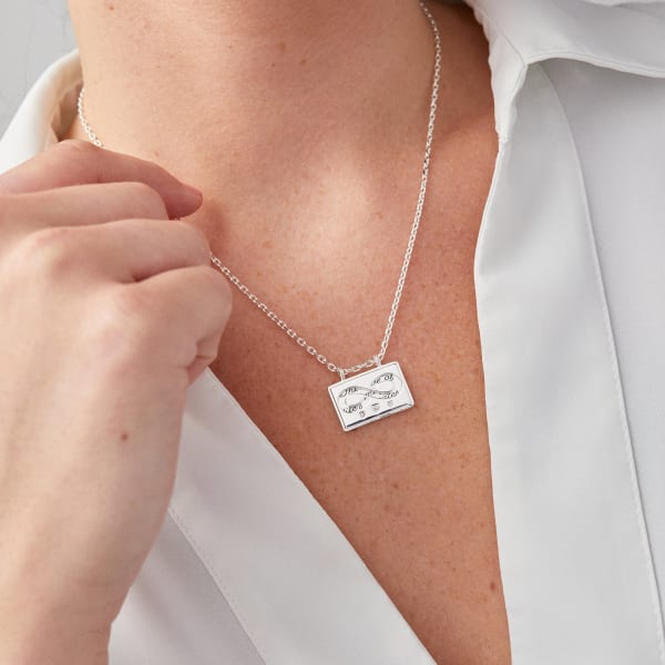 /fast-image/h_600/a-n-a/files/infinity-affirmation-necklace-on-model-AA773423SS_1.jpg